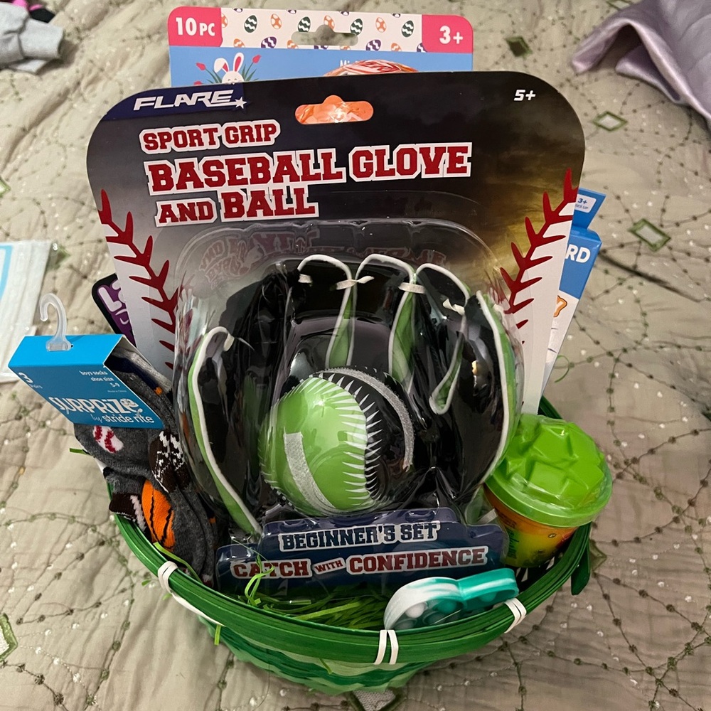 Easter Baskets For Sale. Read Description. 🛑 Dont Buy Read First